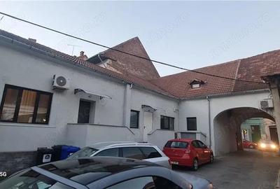 Spatiu comercial 147mp, F.S.12ml, zona Teatru, renovat - 12