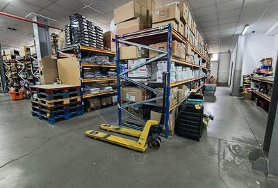 Spatiu industrial, hala, depozit logistic showroom si birouri premium - 2