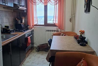 Apartament cu 2 camere semidecomandat în 23 August - 2