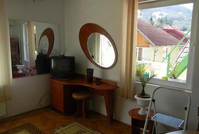 Apartament cu 2 camere la casă în zona Schei, COD 8191 - 4