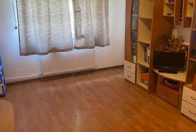Apartament cu 2 camere decomandat în Năvodari - 1
