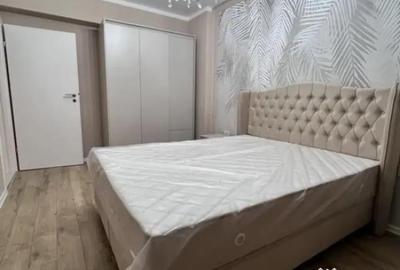 Apartament cu 3 camere decomandat în Tractorul - 6