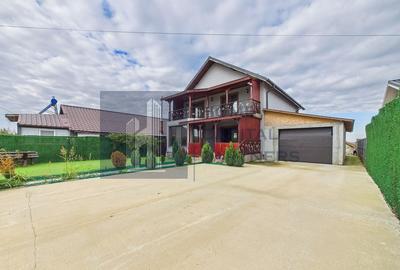 Casă cu 6 camere în Central