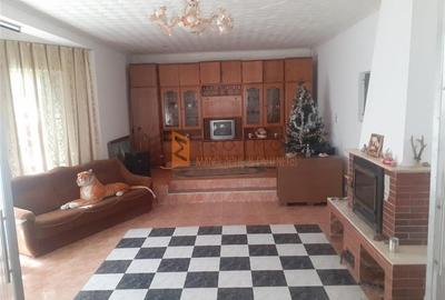 Casă individuală cu 4 camere cu Canalizare în Berca - 4