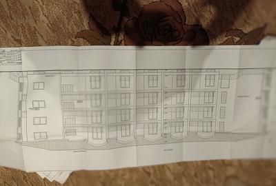 Teren de 360 mp, în Central - 6