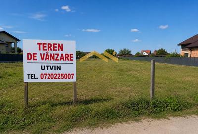 Teren Construcții intravilan de 1032 mp, în Utvin - 1