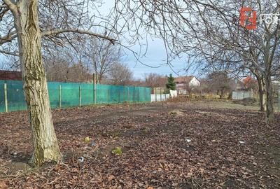 Teren intravilan de vanzare 1437 mp cu front de 15 ml in zona Ronat - 1