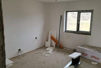 Casă cu 4 camere cu Teren 884 Mp în Moșoaia - 14