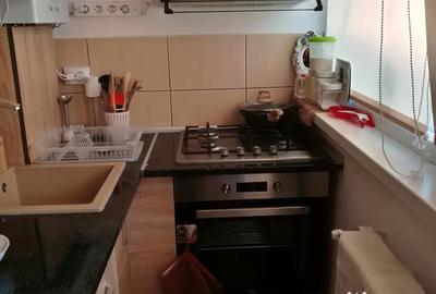 Apartament cu 3 camere semidecomandat în Central - 9