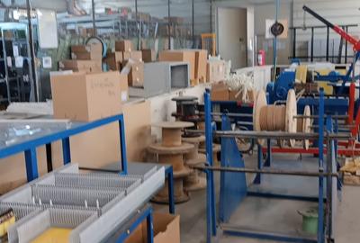 Vanzare hala Bd. Timisoara 2231 mp, toate utilitatile, teren 3000 mp - 6