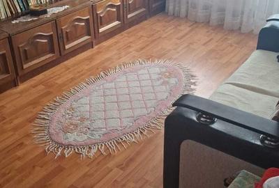 Apartament 3 camere liber la vanzare zona Astra
