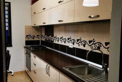 Apartament cu 2 camere decomandat în Antiaeriană - 2