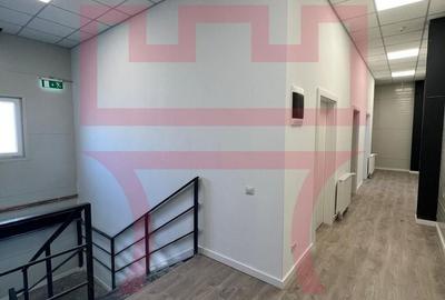 Inchiriere mod hala noua 1440mp + 140 birouri  si curte pavata - 2