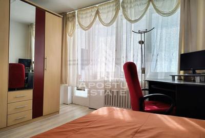 Apartament cu 3 camere semidecomandat în Circumvalațiunii - 2