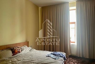 Casa cu 2 apartamente – zona Piata Catedralei - 24