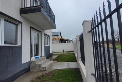 Casă individuală cu 5 camere cu Canalizare în Lumina - 14