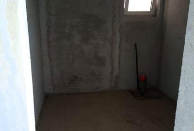 Casă cu 4 camere cu Teren 492 Mp în Bascov - 14