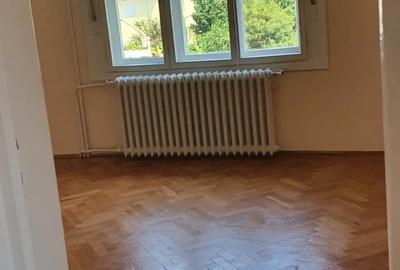 Inchiriez apartament in vila zona Cluj - 1