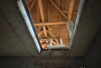 Casă cu 4 camere cu Canalizare în Calea Moldovei - 3