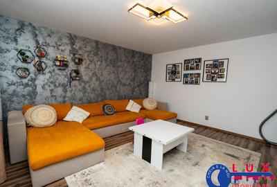Apartament cu 3 camere decomandat în C5 - 10