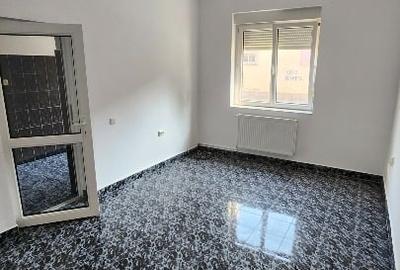 Casa cu teren in zona Traian, 2 fronturi stradale - 10