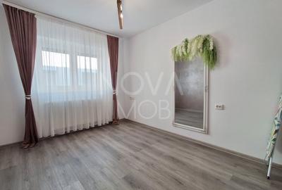 Apartament cu 3 camere semidecomandat, mobilat în Șelimbăr - 8