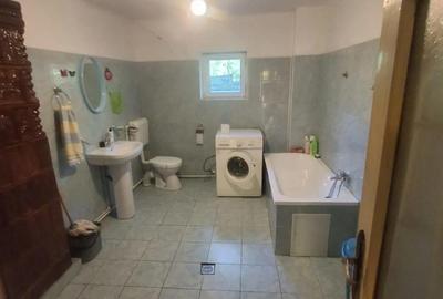 Casă cu 6 camere în Buturugeni - 9