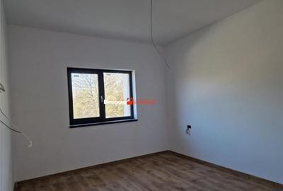 Casă cu 4 camere cu Teren 616 Mp în Dealuri Oradea - 14