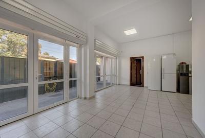 SI CASA SI AFACERE totul sub același acoperiș in Sector 5/Sălaj - LIDL - 17