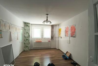 Apartament cu 3 camere în Obcini