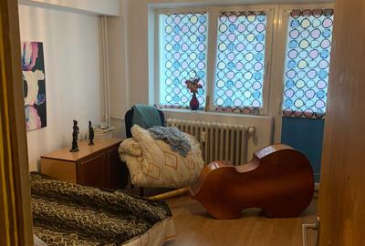 Apartament cu 4 camere decomandat în Lujerului - 3
