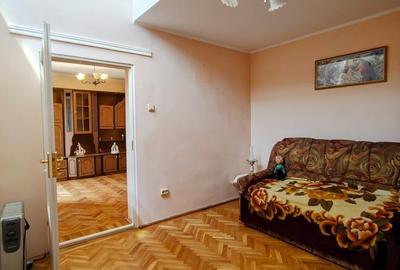 Casă cu 3 camere în Lupeni - 3