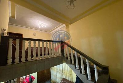 Casă cu 6 camere cu Teren 720 Mp în Bordei - 8