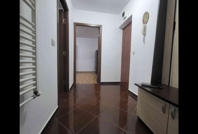 Apartament cu 2 camere decomandat în Republicii - 8