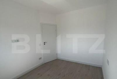 Casă cu 4 camere cu Teren 300 Mp în Central