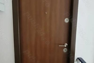 Apartament cu 3 camere semidecomandat în Giurgiului - 4