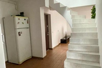 Apartament cu 5 camere decomandat în Central - 2