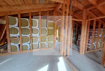 Casa moderna la rosu in Cristian - 10