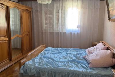 Casă cu 4 camere în Central - 2