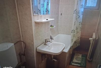 Garsonieră decomandată în Tei - 2