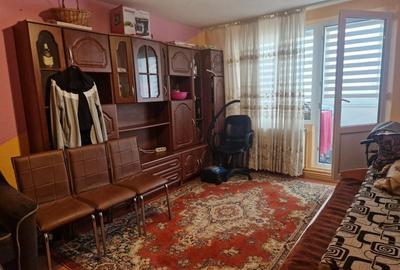 Apartament 4 Camere , Tractoru - 2