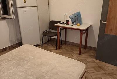Garsonieră decomandată în Central - 4