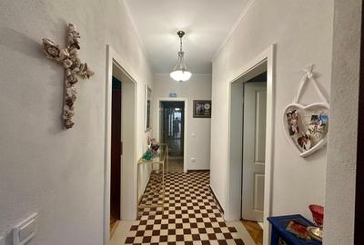 Casă individuală cu 9 camere cu Canalizare în Grădina Icoanei - 29