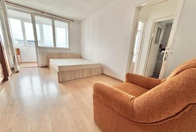 Apartament cu 2 camere decomandat, mobilat în Centrul Civic