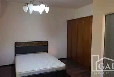 Apartament cu 2 camere decomandat în Central - 3