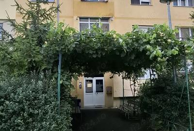 Vand apartament decomandat, 2 camere - 1