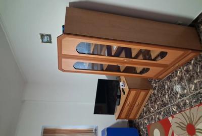 Inchiriez ap.1cam.35mp.zona penultima statie CUG la bulevard linga biserica Inaltarea Domnului . - 1