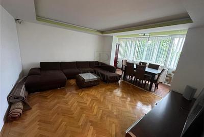 SPIT. JUDETEAN - ETAJ 2 - 4 CAMERE - DECOM. - CENTRALA PRORPIE - GARAJ - 2 BAI - - 3