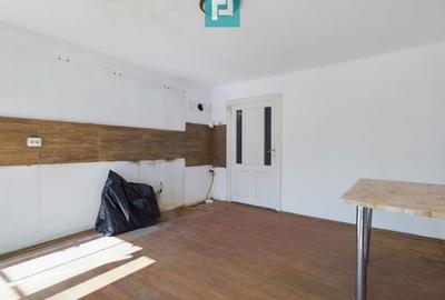 Casă 4 camere, zona centrală în Pâncota - 10