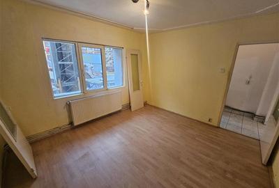 Apartament cu 2 camere semidecomandat în Micro II - 15